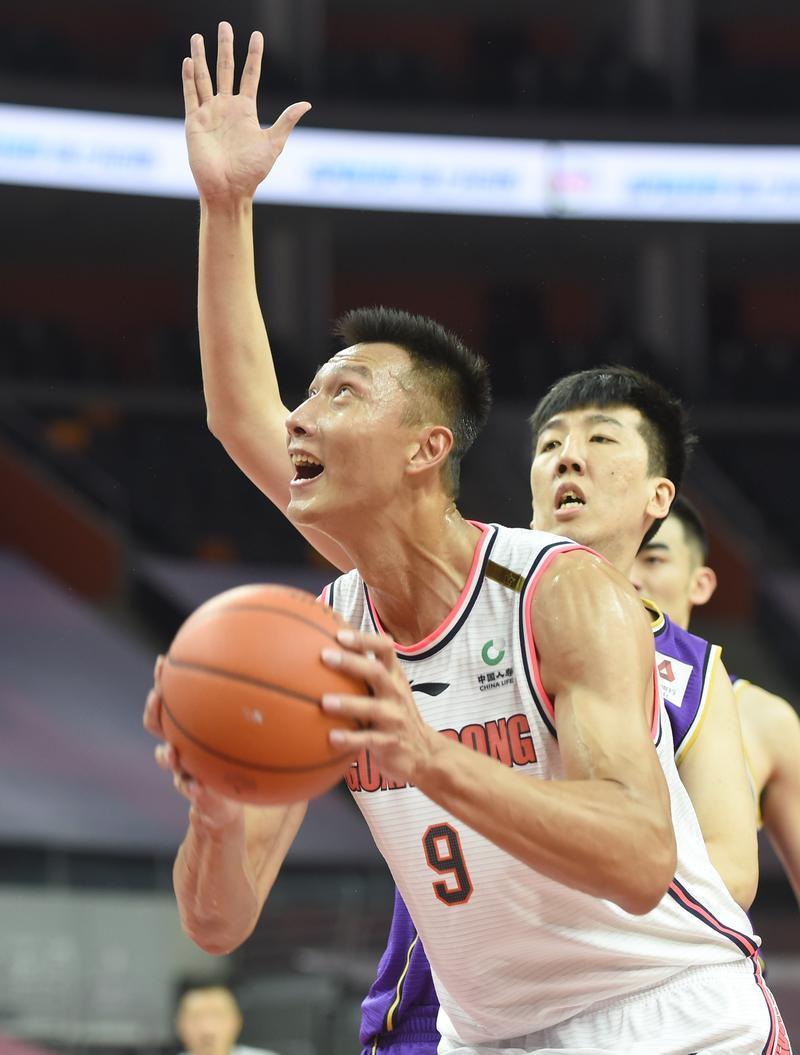包含上海海港单刀错失备战CBA常规赛尤文图斯冲刺阶段遗憾出局，网友：北京首钢冲刺阶段刷新队史纪录的词条开云APP